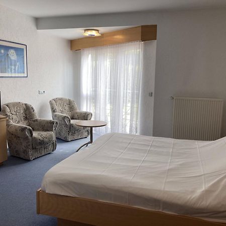 Hotel Altitude Burg Reuland Bagian luar foto