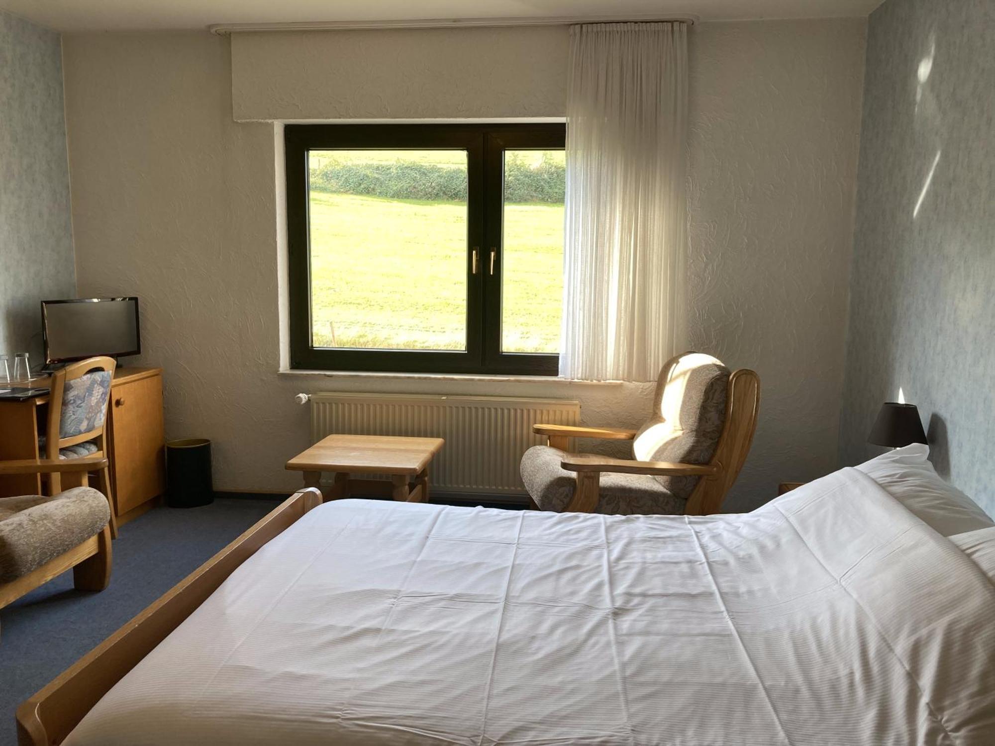 Hotel Altitude Burg Reuland Bagian luar foto